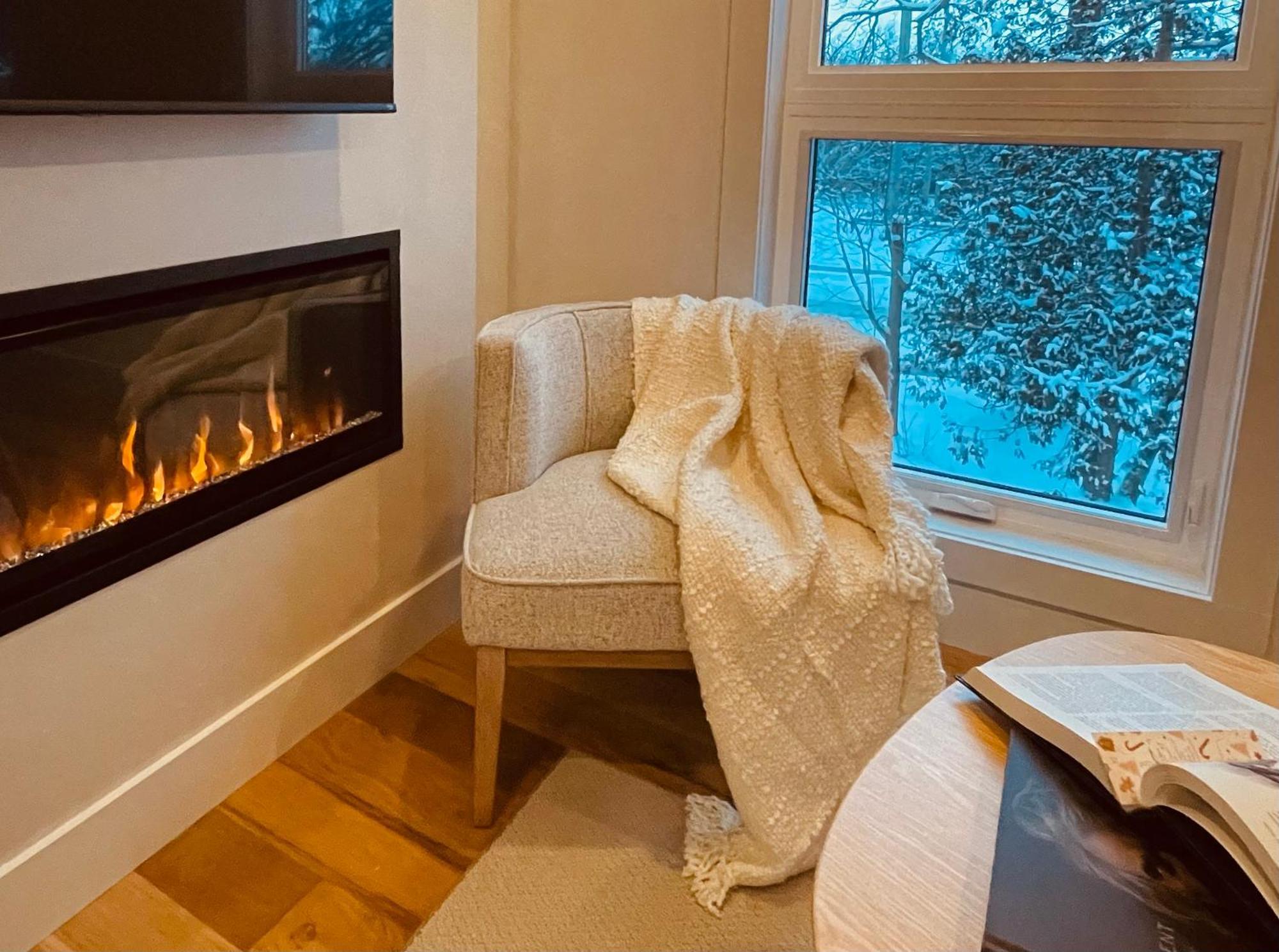 Elora'S Irvine River Suite 外观 照片