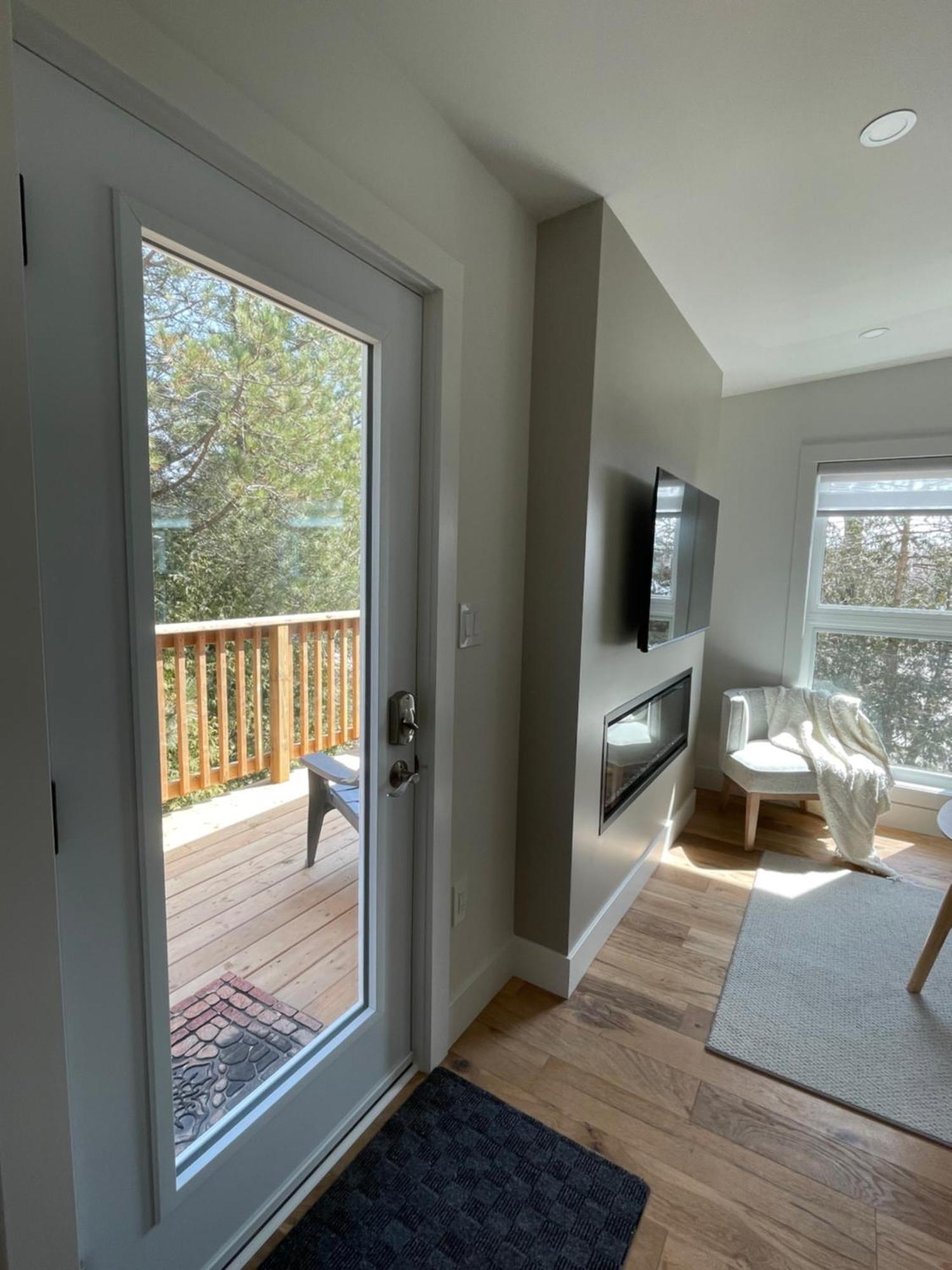 Elora'S Irvine River Suite 外观 照片