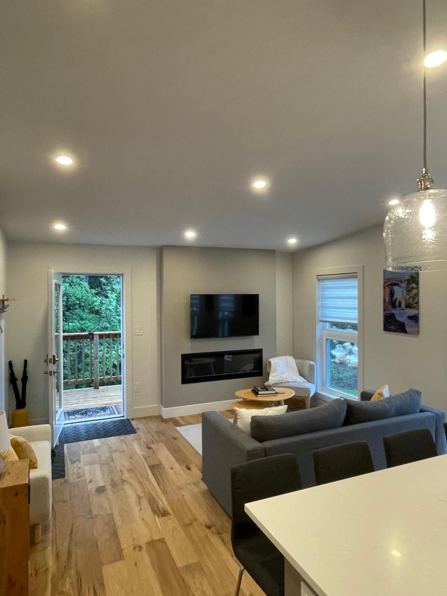 Elora'S Irvine River Suite 外观 照片